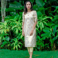 golden-kasavu-floral-kurti-for-women