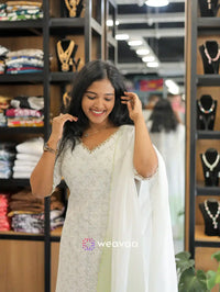 off-white-kurti-with-green-shade-dupatta-for-women