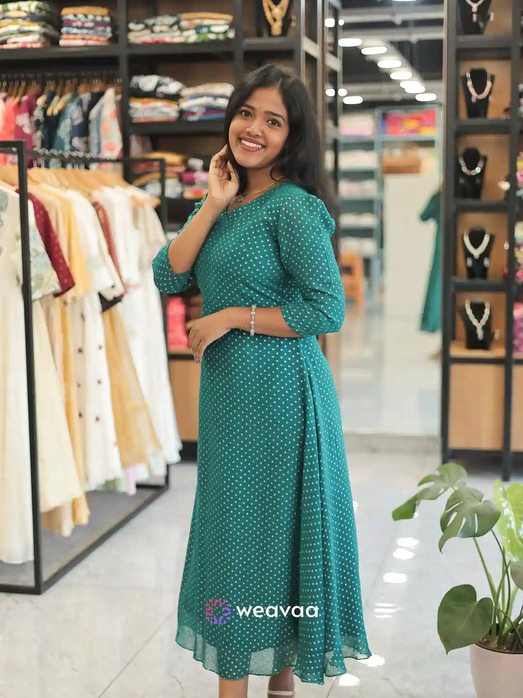 party-wear-georgette-kurti-with-butta-print