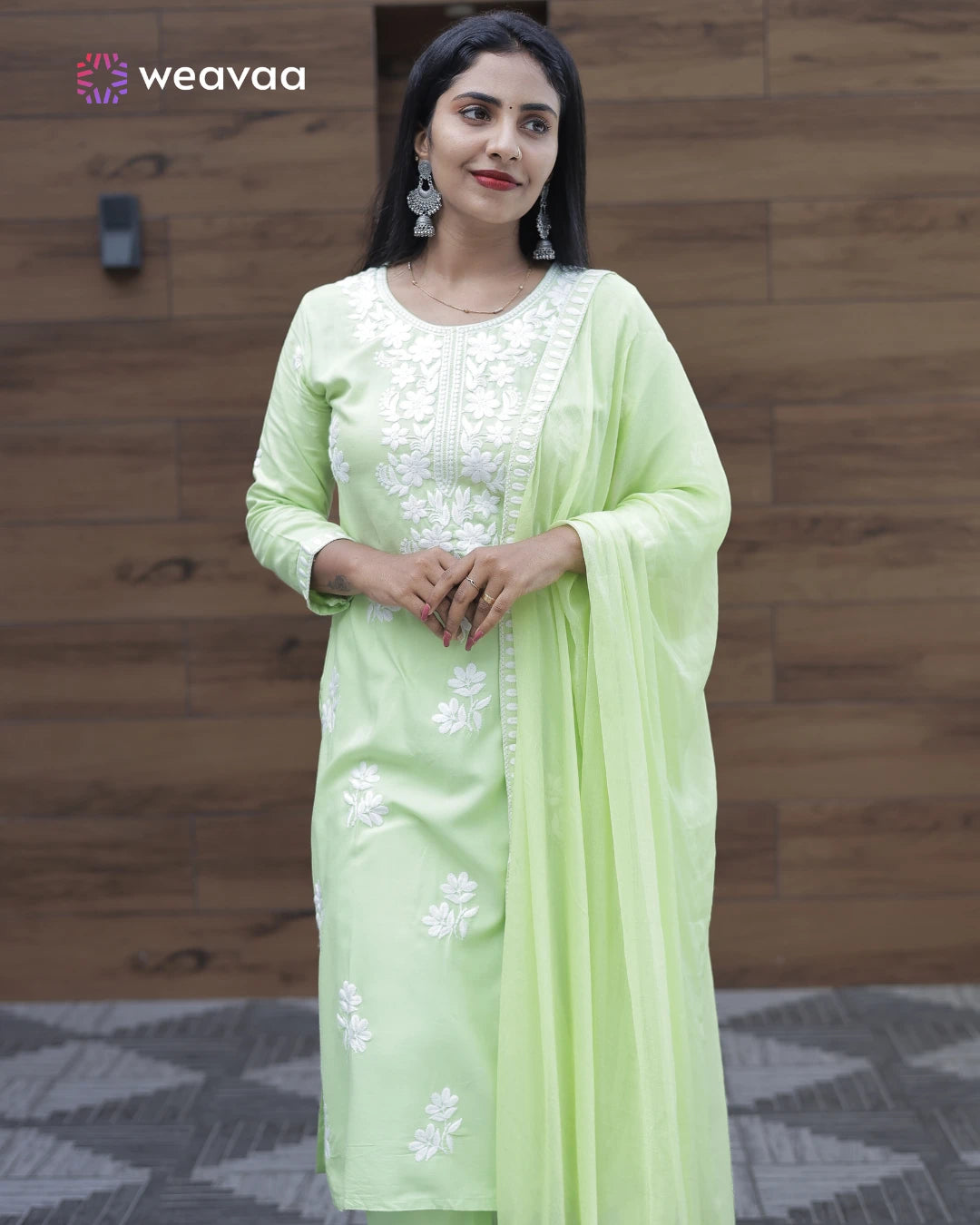 chikankari-salwar-suit-with-shawl