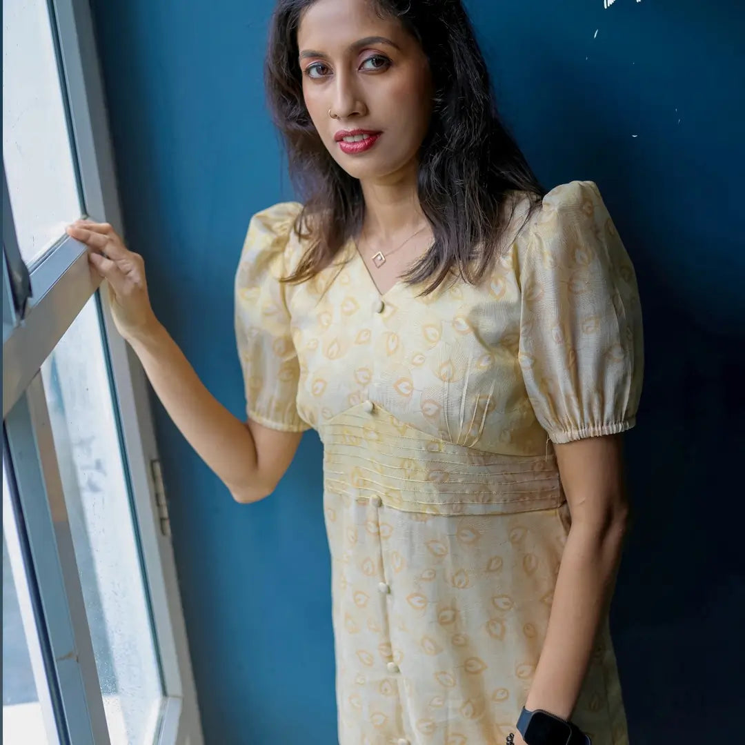 elegant-v-neck-midi-kasavu-dress-for-women