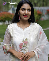 embroidered-kurti-with-v-cut-neckline