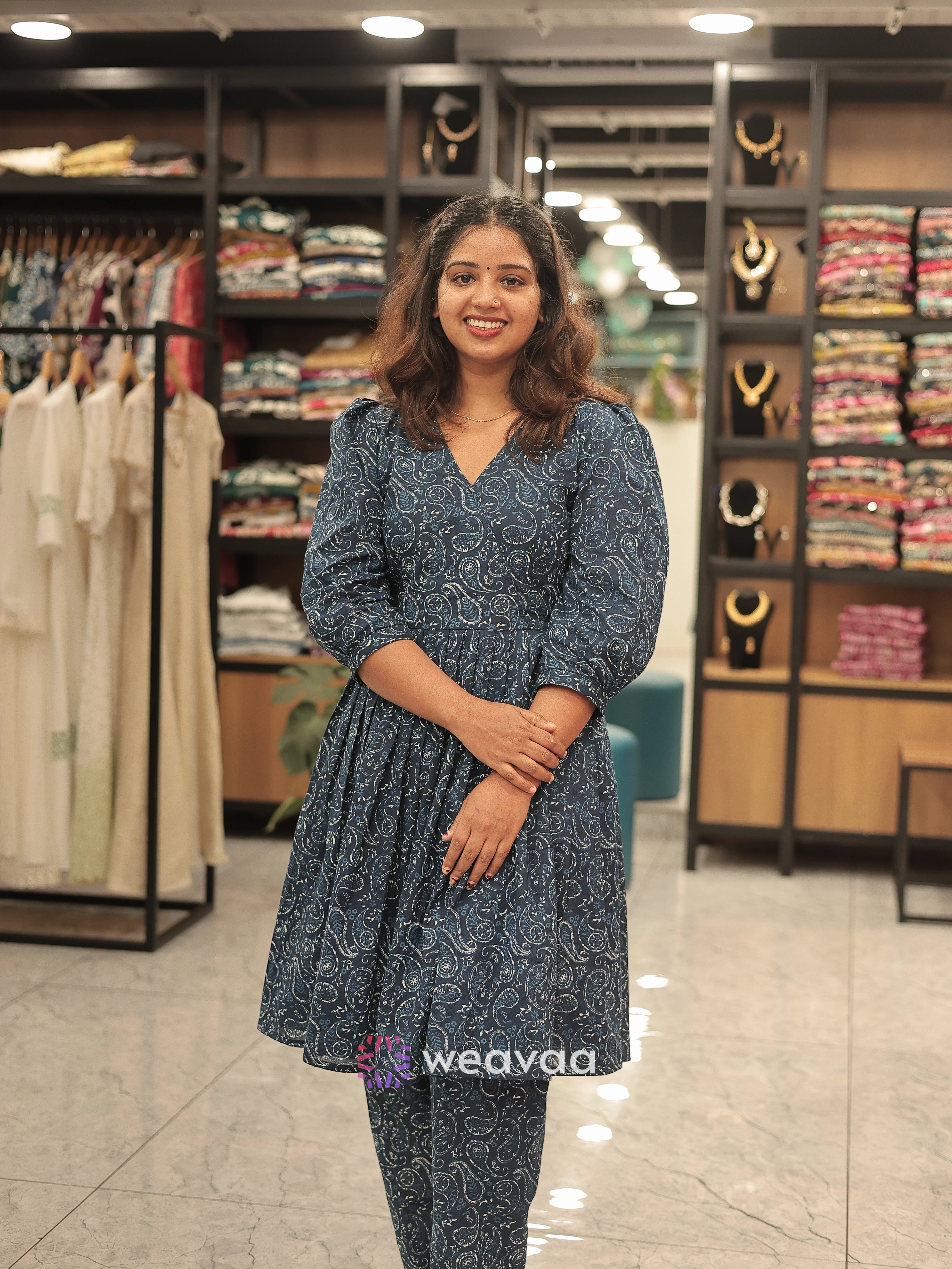 paisley-printed-short-kurta-and-pant-set-for-women-online